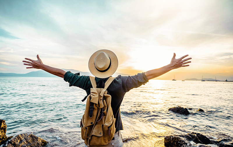 Fanáticos Bi - Gana un viaje para disfrutar el fin de año 2024