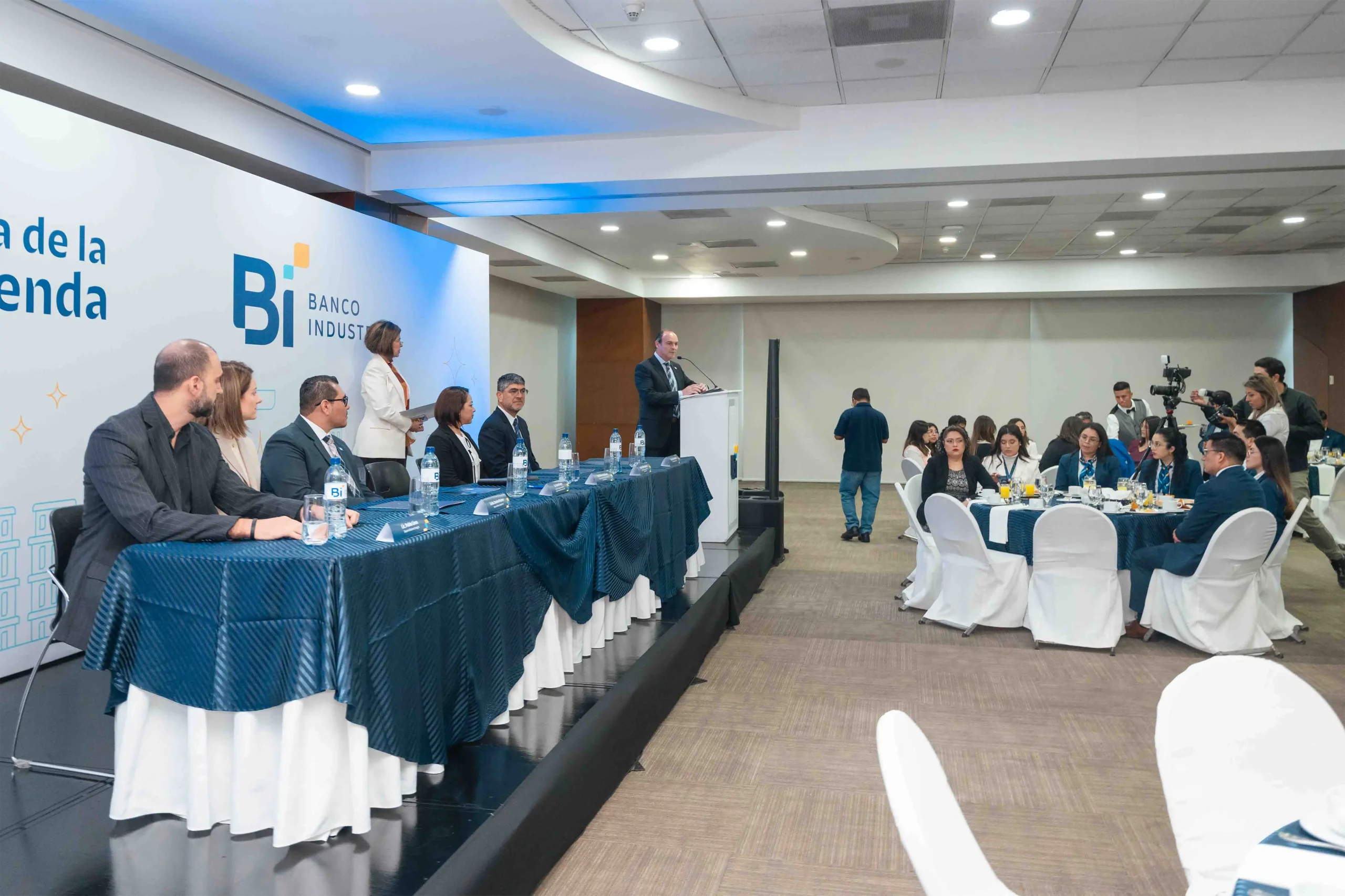 10-comunicado-fiesta-de-la-vivienda 10-comunicado-fiesta-de-la-vivienda