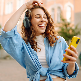 Canciones más populares de Spotify suscríbete con tus Tarjetas de Crédito Bi Mastercard Canciones más populares de Spotify suscríbete con tus Tarjetas de Crédito Bi Mastercard