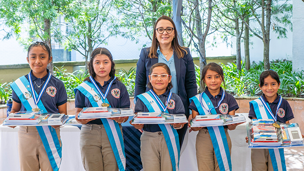 Escuela Oficial Urbana de Niñas No. 95 República de Austria JM 10