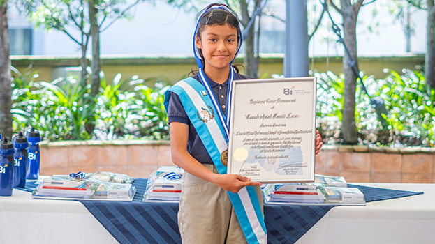 Escuela Oficial Urbana de Niñas No. 95 República de Austria JM 9