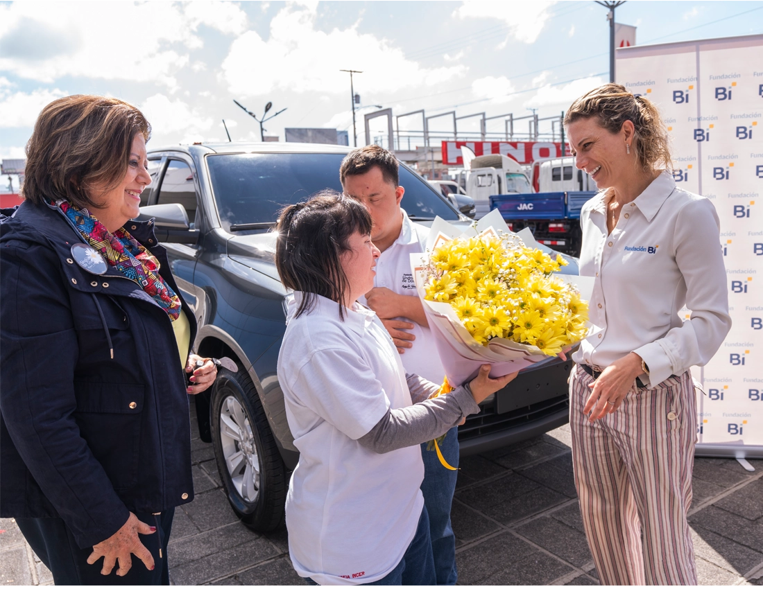 200125_DonacionPickUpMargaritaTejada_2 200125_DonacionPickUpMargaritaTejada_2