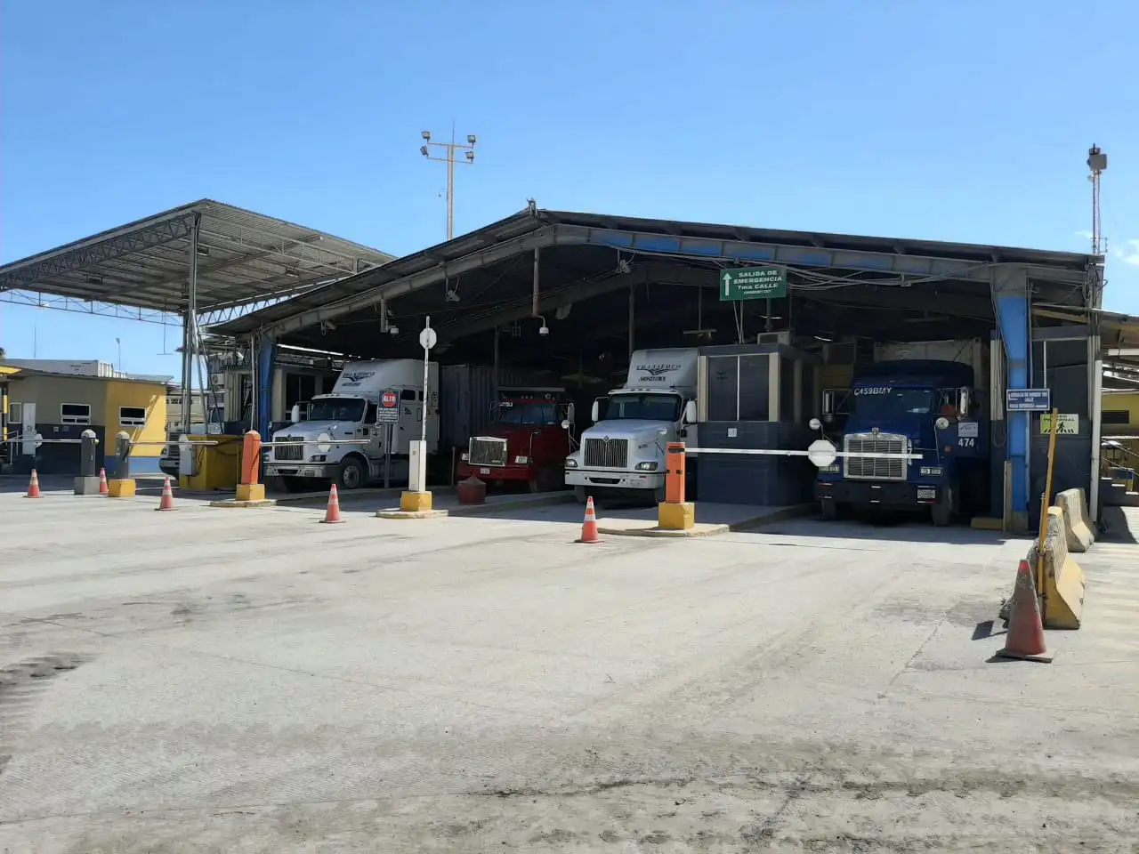 Chiquita La Intendencia de Aduanas implementó un programa piloto en la Aduana Puerto Barrios para modernización de los sistemas informáticos.