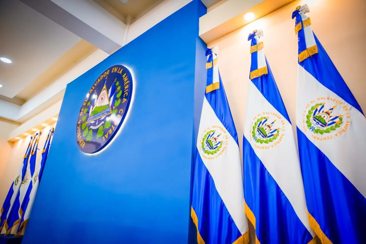 Congreso-de-El-Salvador Bandera de El Salvador