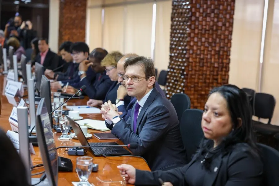 Jefe-de-la-Delegacion-del-FMI-evaluacion-febrero-2025-Foto-Minfin Prensa Libre: X @MinfinGT