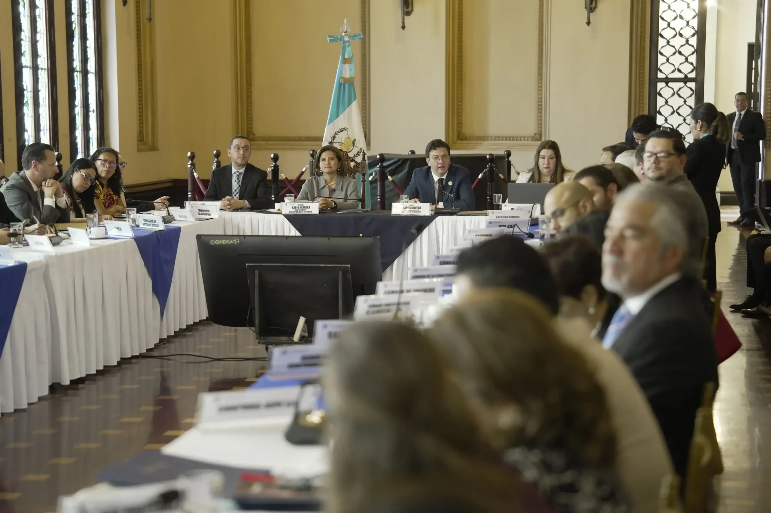 Reunion-Gobierno-y-empresas Reunión entre el Gobierno y empresas para impulsar acciones de apoyo a migrantes