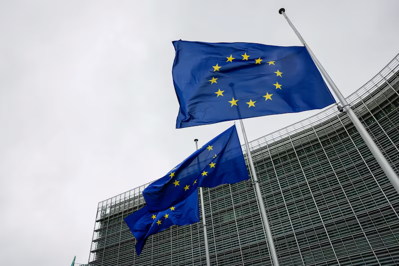 La UE multa a Apple y Meta por violar reglas antimonopolio en plena tensión con EE.UU.