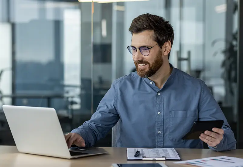 Planifica tus transferencias ACH este Día del Trabajo 2025