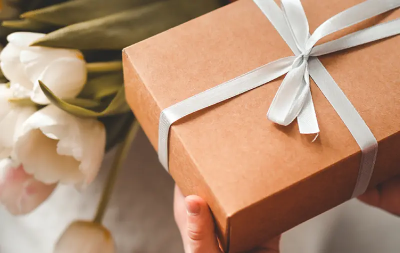 Regalos del Día de la Madre 2025: consiéntela con tu tarjeta de crédito