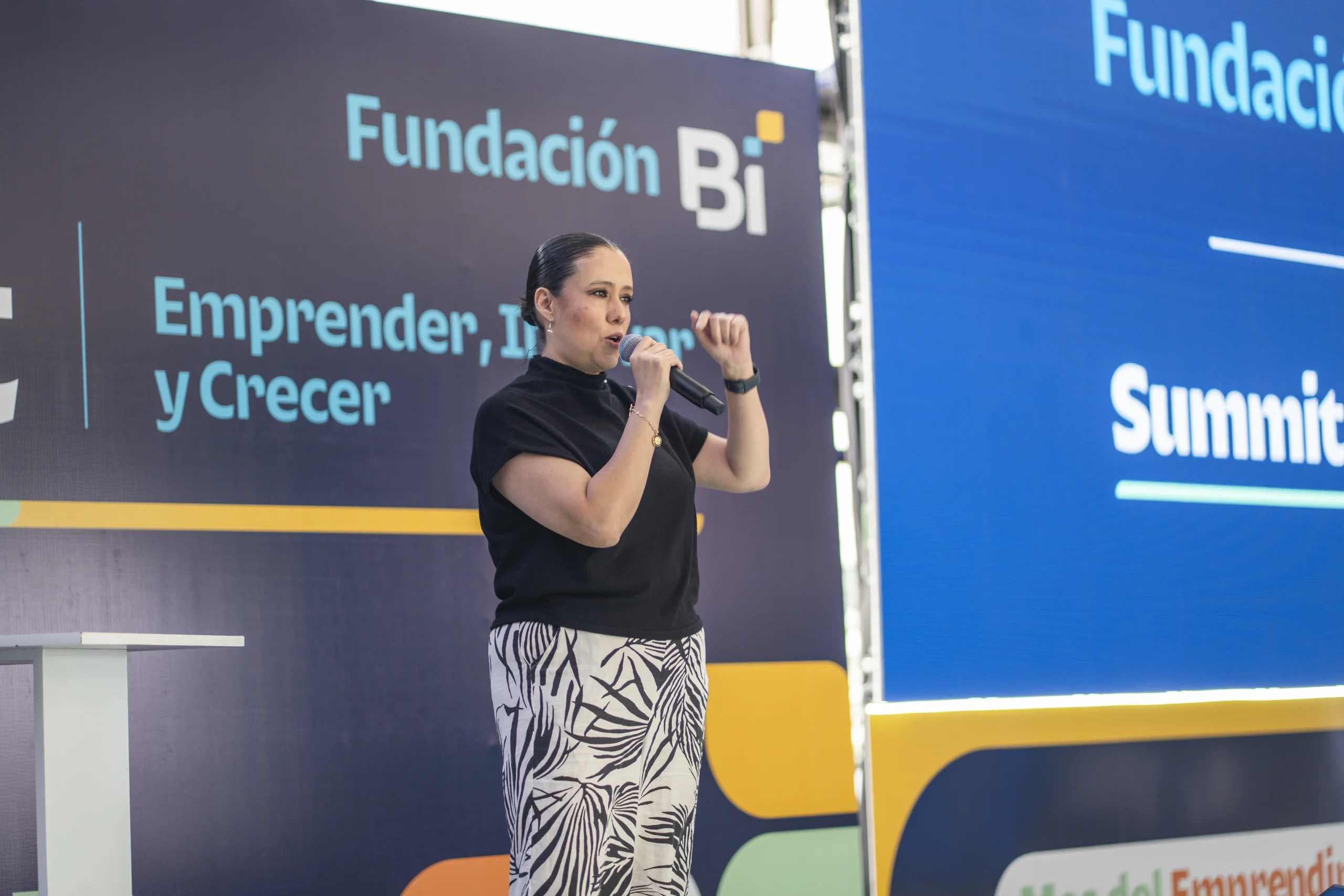 260425_Summit_MesDelEmprendedor_18 (1) 260425_Summit_MesDelEmprendedor_18 (1)