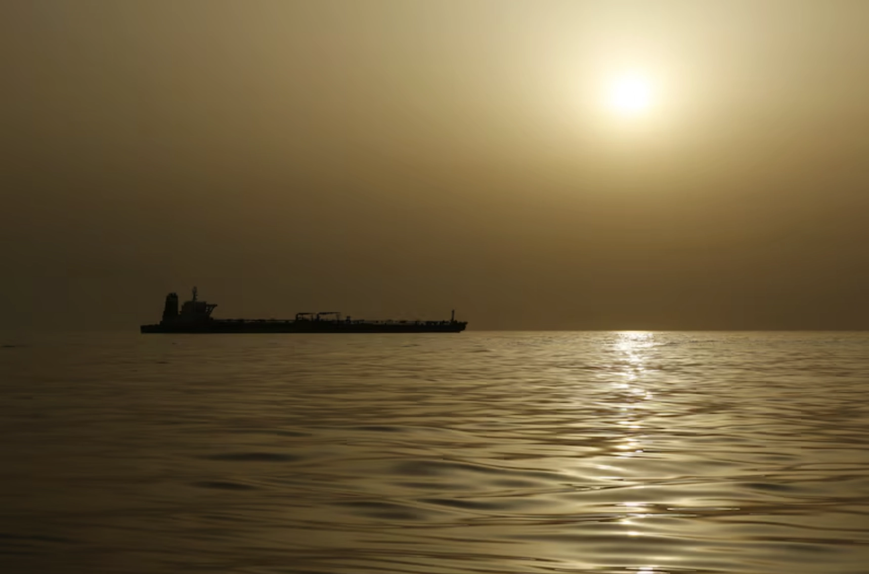 Este es el estrecho de Ormuz y su importancia para economía mundial