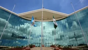 Municipalidades y Salud fueron las más sancionadas por la Contraloría General