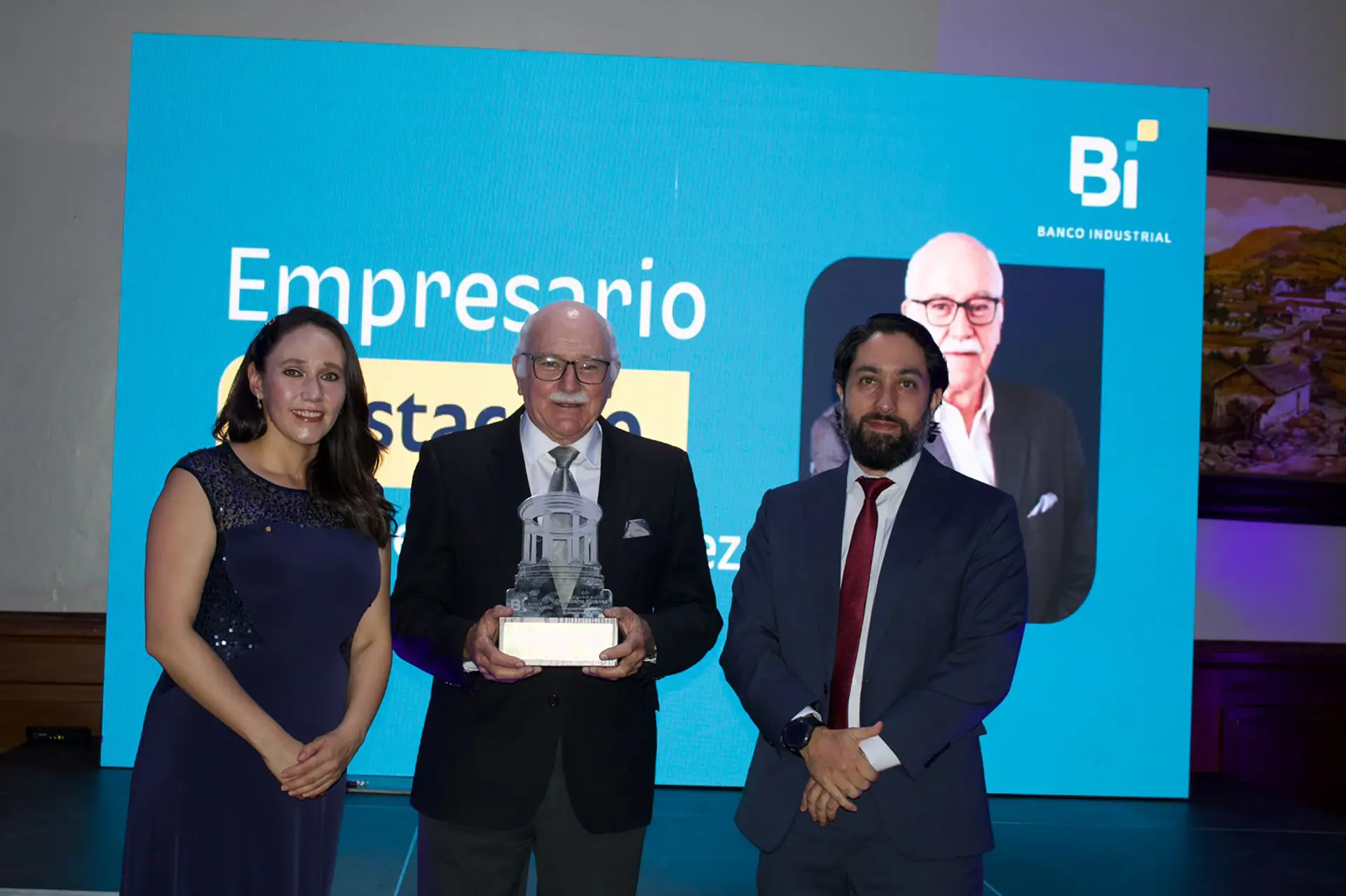 Empresarios de Quetzaltenango se reúnen para conectar historias e impulsar el futuro junto a Banco Industrial 02