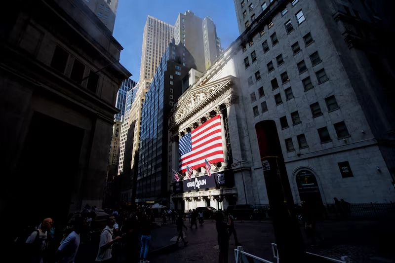 Internacionales el dólar recupera