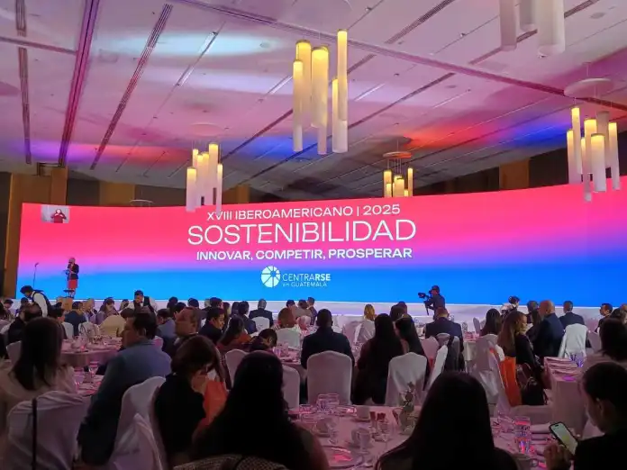 XVIII-Foro-Iberoamericano-de-Sostenibilidad-2025-llama-a-unir-esfuerzos-publico-privados-para-una-competitividad-mas-sostenible