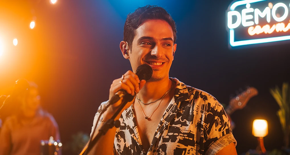 thyabn-v-demosle-con-musica-concierto