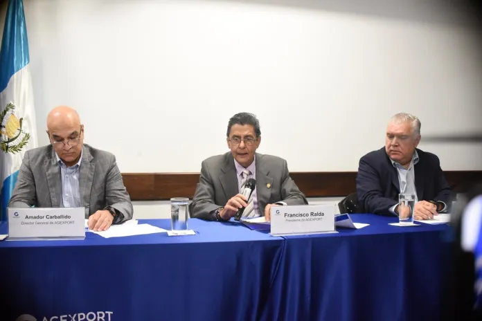 Bloqueo-en-Santo-Tomas-de-Castilla-compromete-comercio-con-mas-de-25-puertos-conectados-via-Atlantico Bloqueo-en-Santo-Tomas-de-Castilla-compromete-comercio-con-mas-de-25-puertos-conectados-via-Atlantico