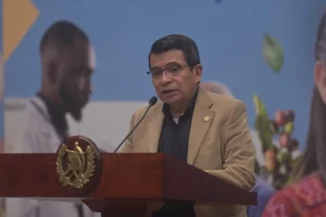 CIV confirma primeros estudios para la rehabilitación del sistema ferroviario en el país