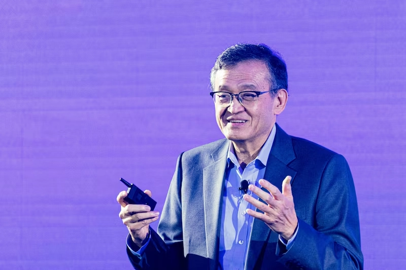 K632F2T4KZHCTFUOXM6MP7LYTI.jpeg Trump cambia de tono con CEO de Intel, elogia su “historia” y fija nuevas conversaciones