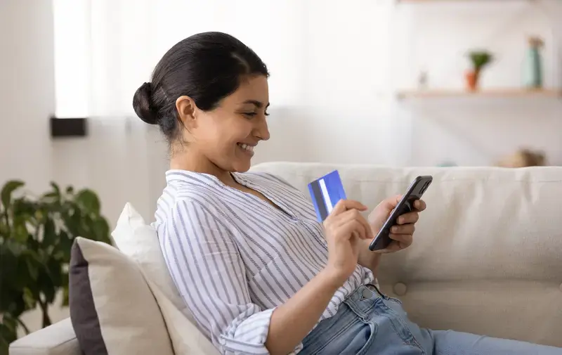 ¿Regresaste de vacaciones con gastos extra? El extrafinanciamiento de tu tarjeta de crédito puede ayudarte