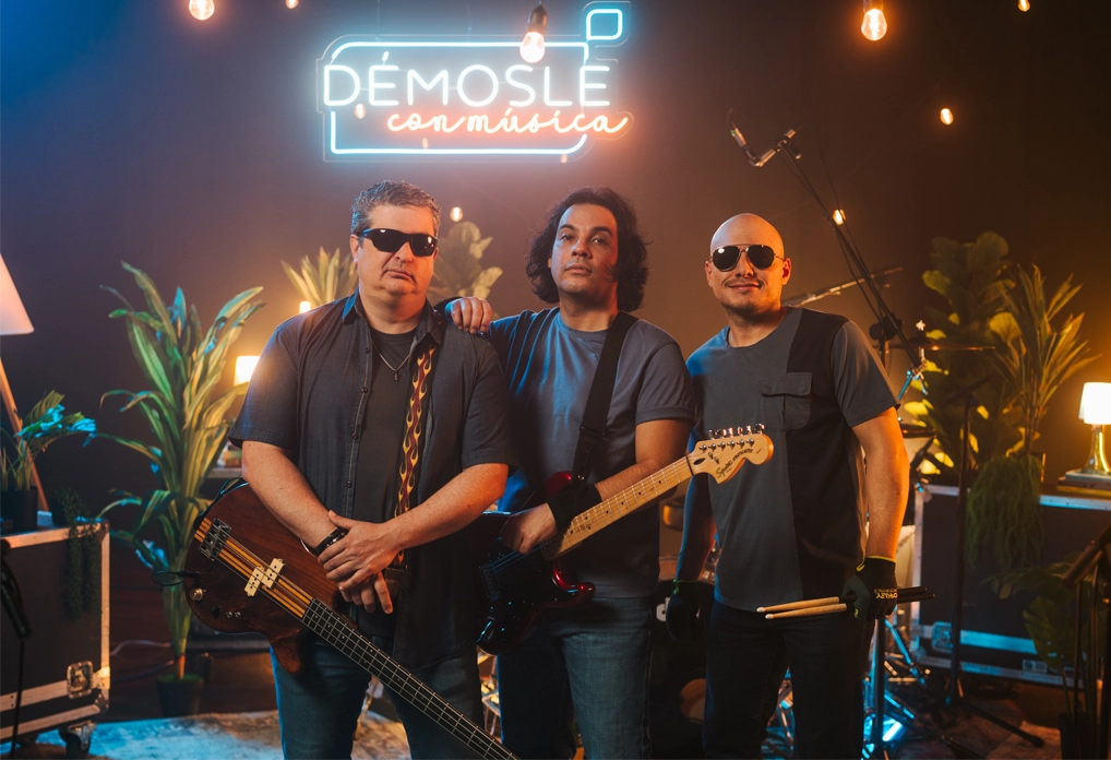 demosle-con-viento-en-contra-banda