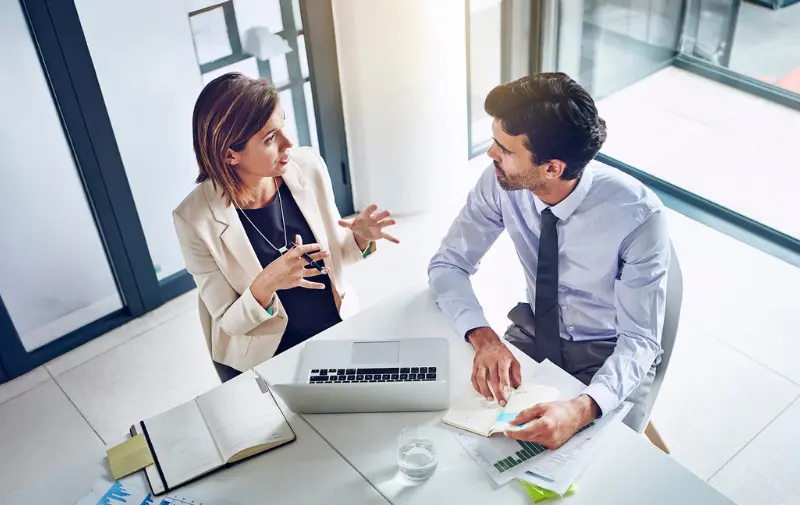 ¿Cómo funcionan las transferencias empresariales?