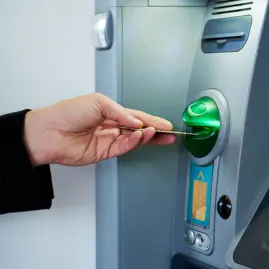 Cómo reclamar en línea un monto no dispensado en un cajero