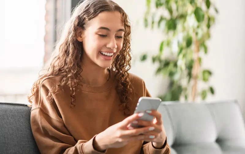 ¿Tienes entre 18 y 25 años? ¡Descubre 4 razones para abrir tu primera cuenta de ahorro de forma digital!