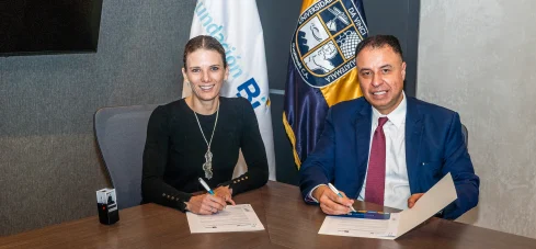 Firma_de_convenio_Universidad_Da_Vinci_17 1