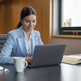 ¿Cómo identificar los canales de comunicación oficiales de Banco Industrial?