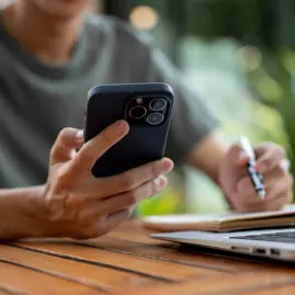 ¿Cómo bloquear una cuenta bancaria desde el celular?