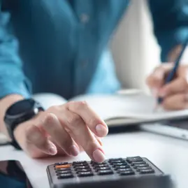 ¿Cómo calcular las prestaciones laborales de tus trabajadores en Guatemala?