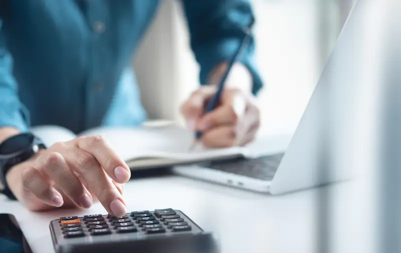 ¿Cómo calcular las prestaciones laborales de tus trabajadores en Guatemala?