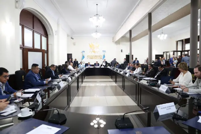 Derogación de impuesto a herencias y TLC con Corea, prioridades de diputados Derogación de impuesto a herencias y TLC con Corea, prioridades de diputados