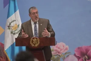 arevalo-acciones-seguridad-comercio-salud-gobernabilidad