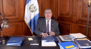 En cifras: Los indicadores económicos en los que se basó Arévalo para subir el salario mínimo 2026