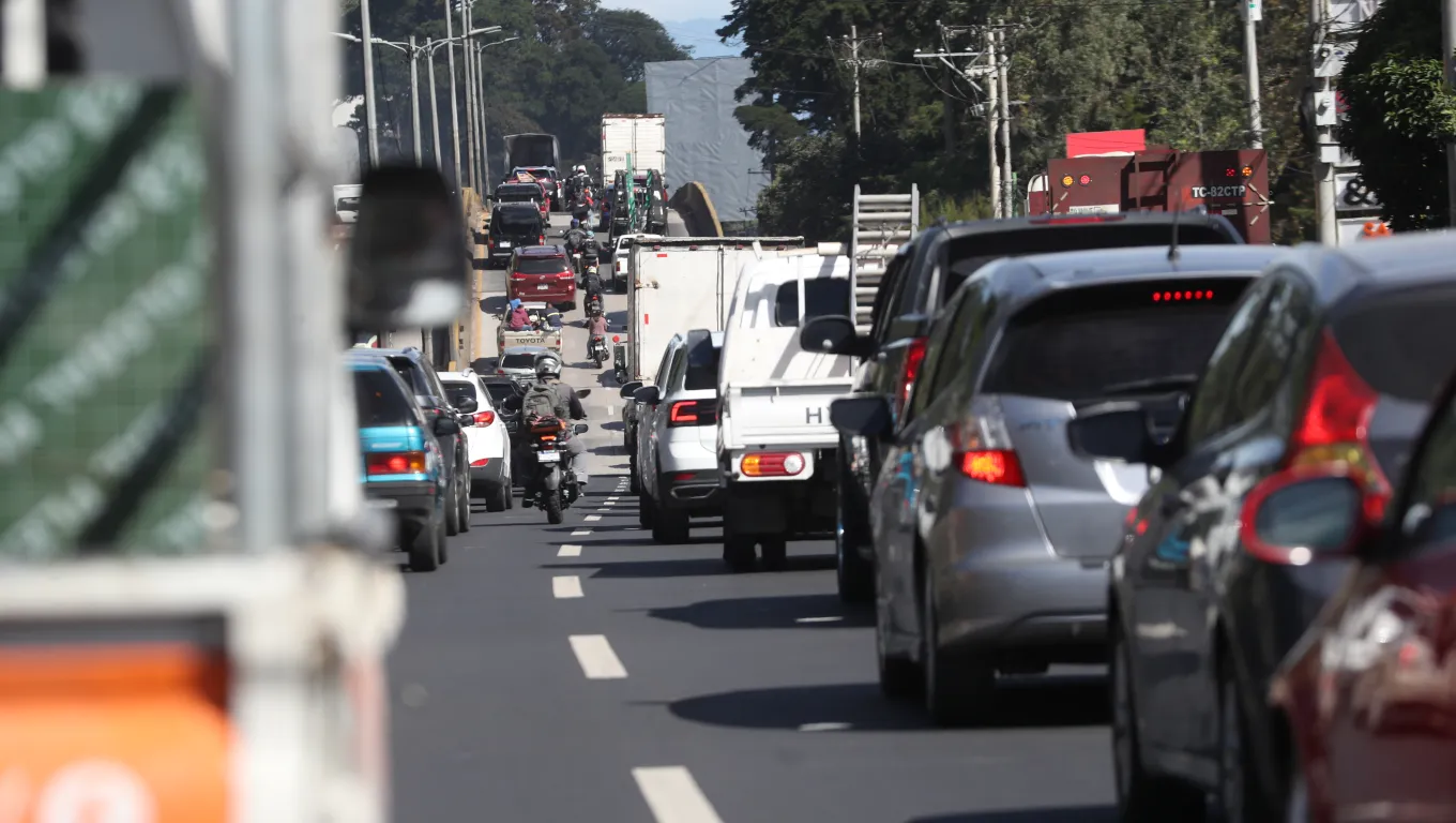 TRAFICO-VEHICULAR-GUATEMALA-NO-SE-DETIENE TRAFICO-VEHICULAR-GUATEMALA-NO-SE-DETIENE