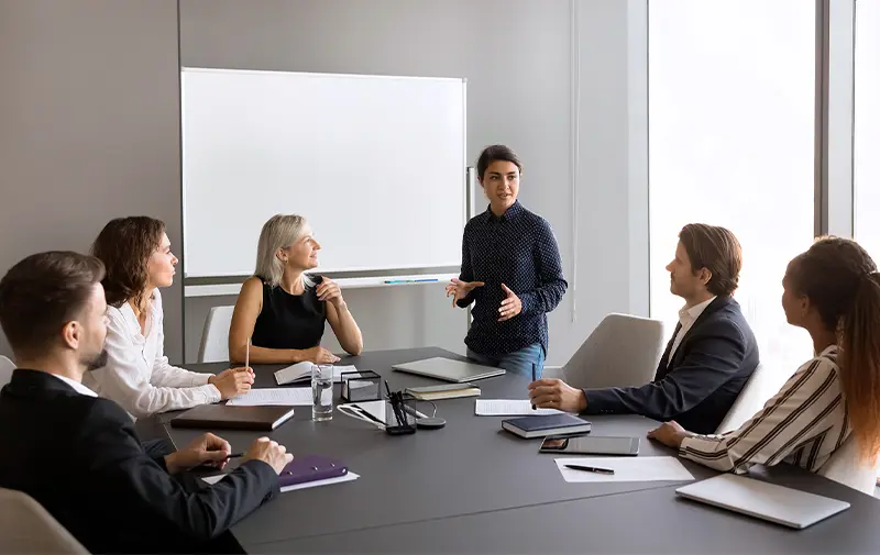 Cómo alinear a todos los equipos con la visión empresarial