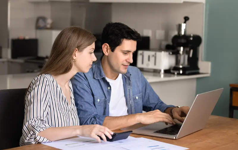 Cómo revisar tus finanzas en menos de 10 minutos al día usando Bi en Línea