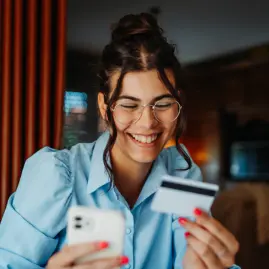 Solicita el servicio cero riesgo y mantén tu tarjeta de crédito segura