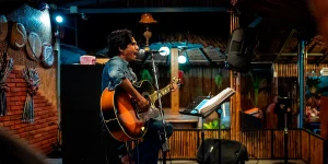 En-El-Pinche-se-cantan-bien-las-rancheras