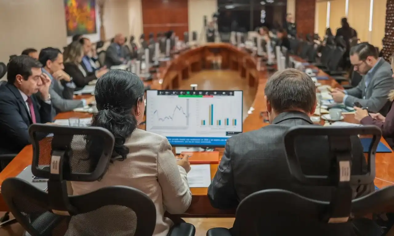 Mision de Moodys visita Guatemala