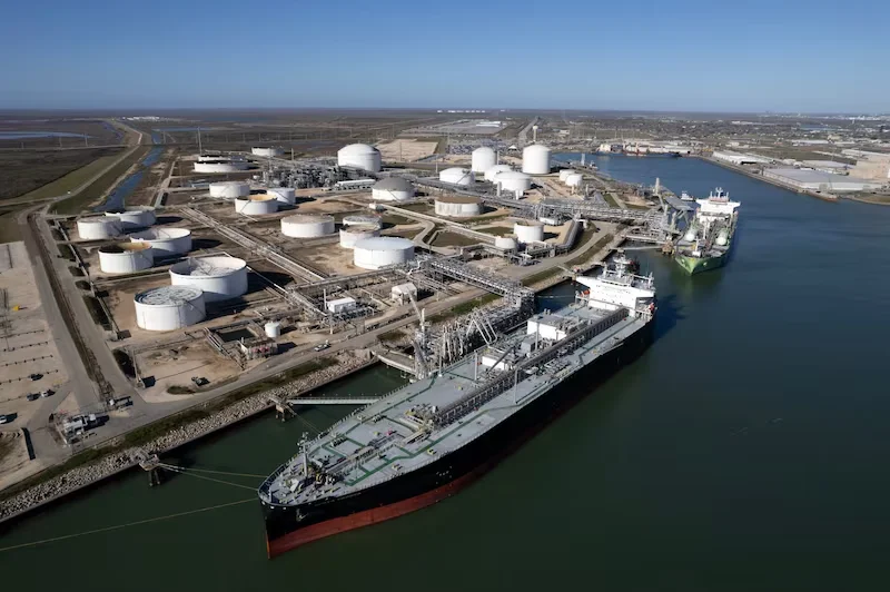 brent-supera-USD100-por-ataques-a-petroleros brent-supera-USD100-por-ataques-a-petroleros