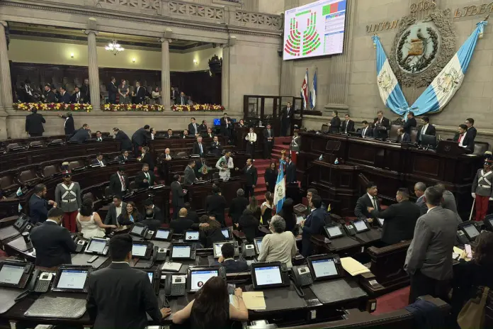 Atrasos en ley antilavado encienden debate en el Congreso y elevan presión por evitar lista gris del GAFI