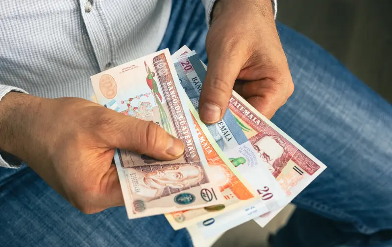¿Cómo equilibrar tus finanzas a mitad de año?