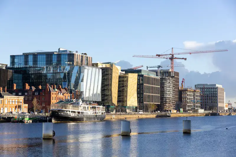 Edificios de oficinas en Dublín, Irlanda