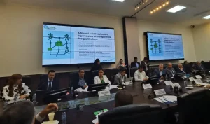 Energia-Comision-de-Energia-del-Congreso-recibe-propuestas-de-enmienda-para-iniciativa-6665