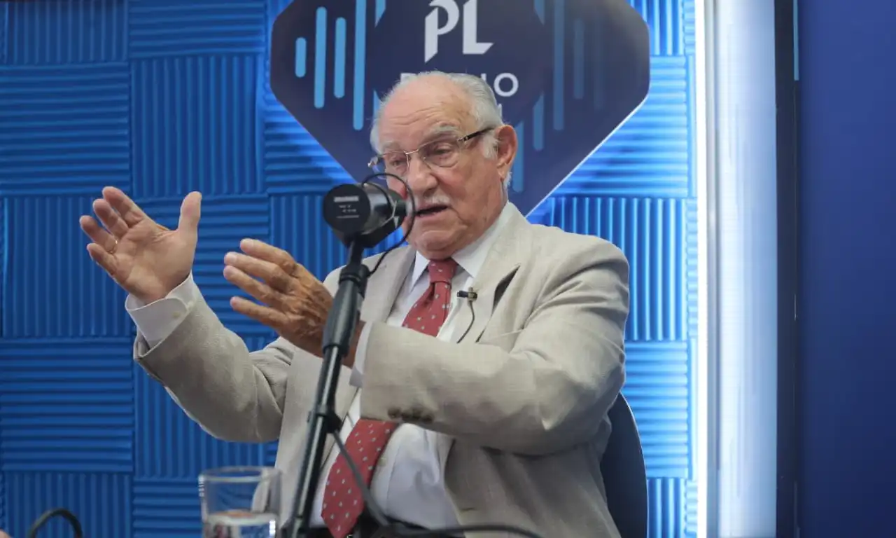 RICARDO-CASTILLO-SINIBALDI-EN-PRENSA-LIBRE-RADIO RICARDO-CASTILLO-SINIBALDI-EN-PRENSA-LIBRE-RADIO