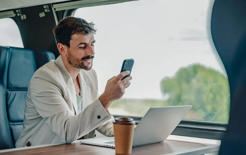 ¿Sabes que puedes consultar la información financiera de tu empresa desde cualquier lugar?