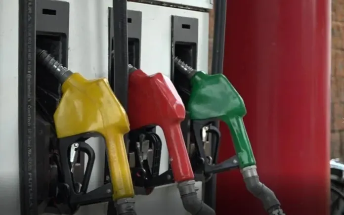 gasolina-y-diesel-quedan-exentos-de-iva-e-idp-hasta-diciembre-2026